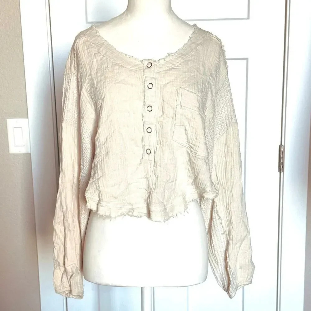 PROMESA Womens Small Long Sleeve Crop Top Distressed Edging
